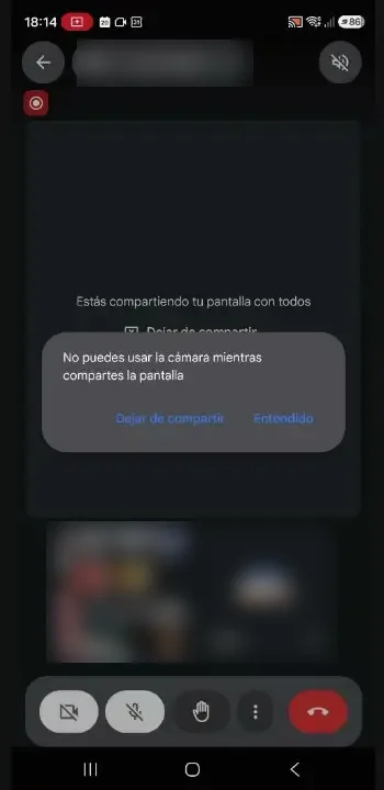 No puedes usar la cámara mientras compartes la pantalla
